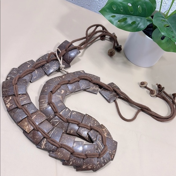 Accessories - Brown Coconut Shell belt